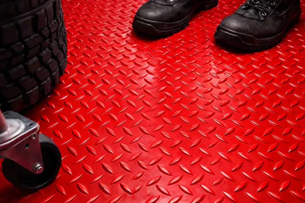 Piso Goma/pvc Semilla Melon Ignifugo 3mm Rojo 1m Ancho X 5mt Rojo Semilla - Image 3