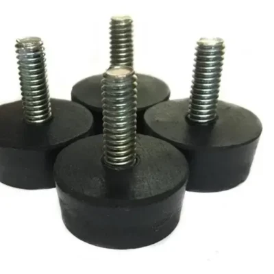 Pata De Goma Con Tornillo 5/16 Art 511  X 4 Unidades  Negro (base) Y Plateado (tornillo)